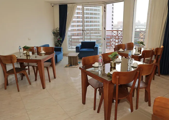 Town Hotel Cairo